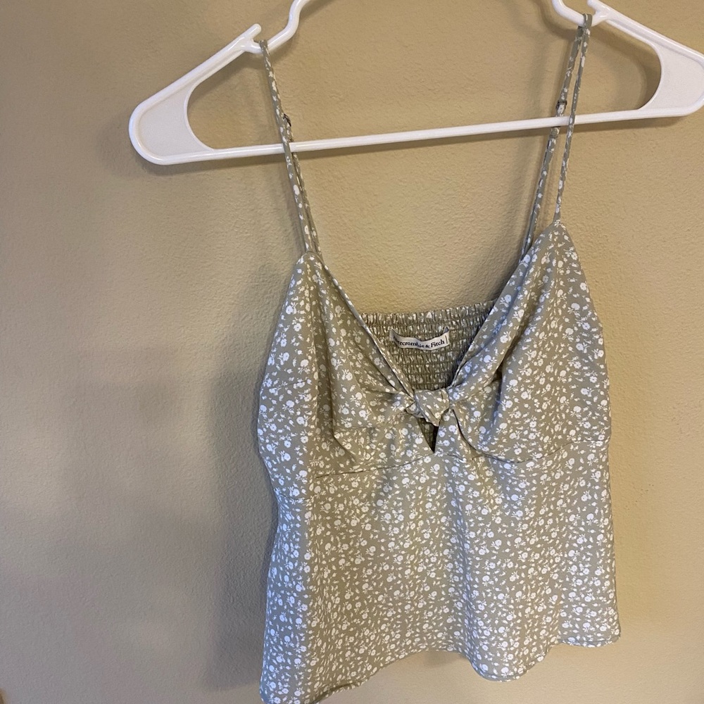 A&F tank top